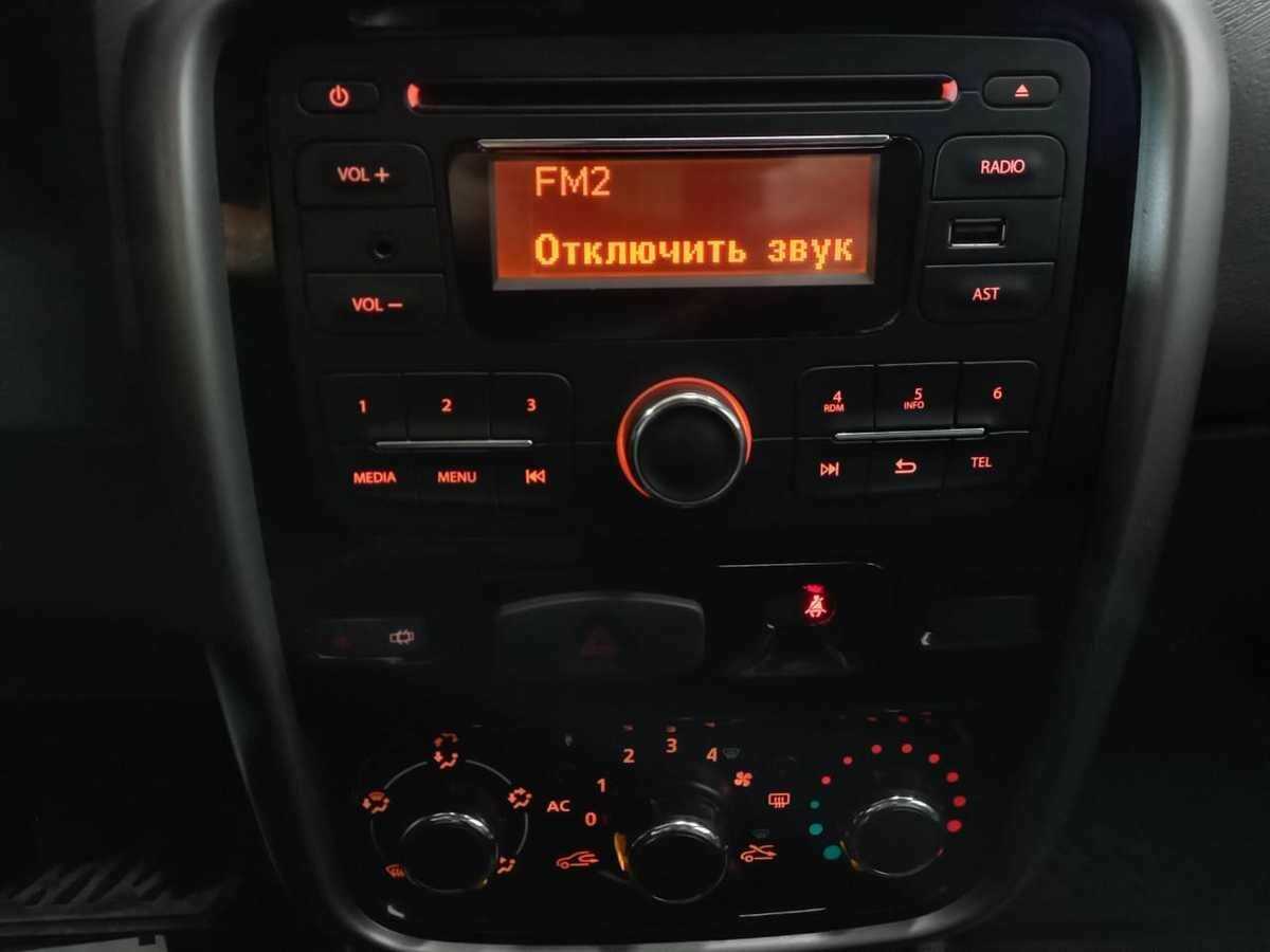 Renault Duster, 2012 Фото №12