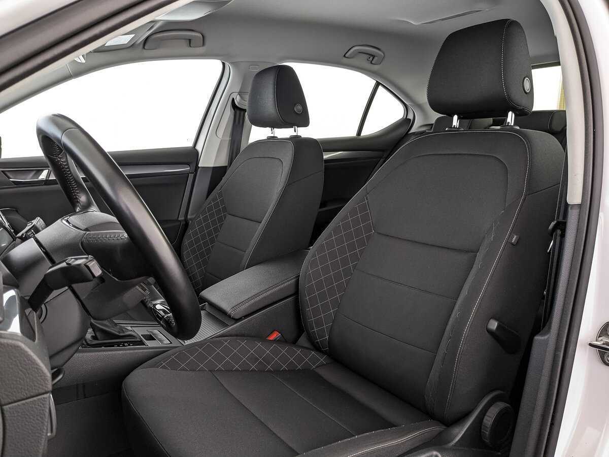 Skoda Superb, 2021 Фото №16