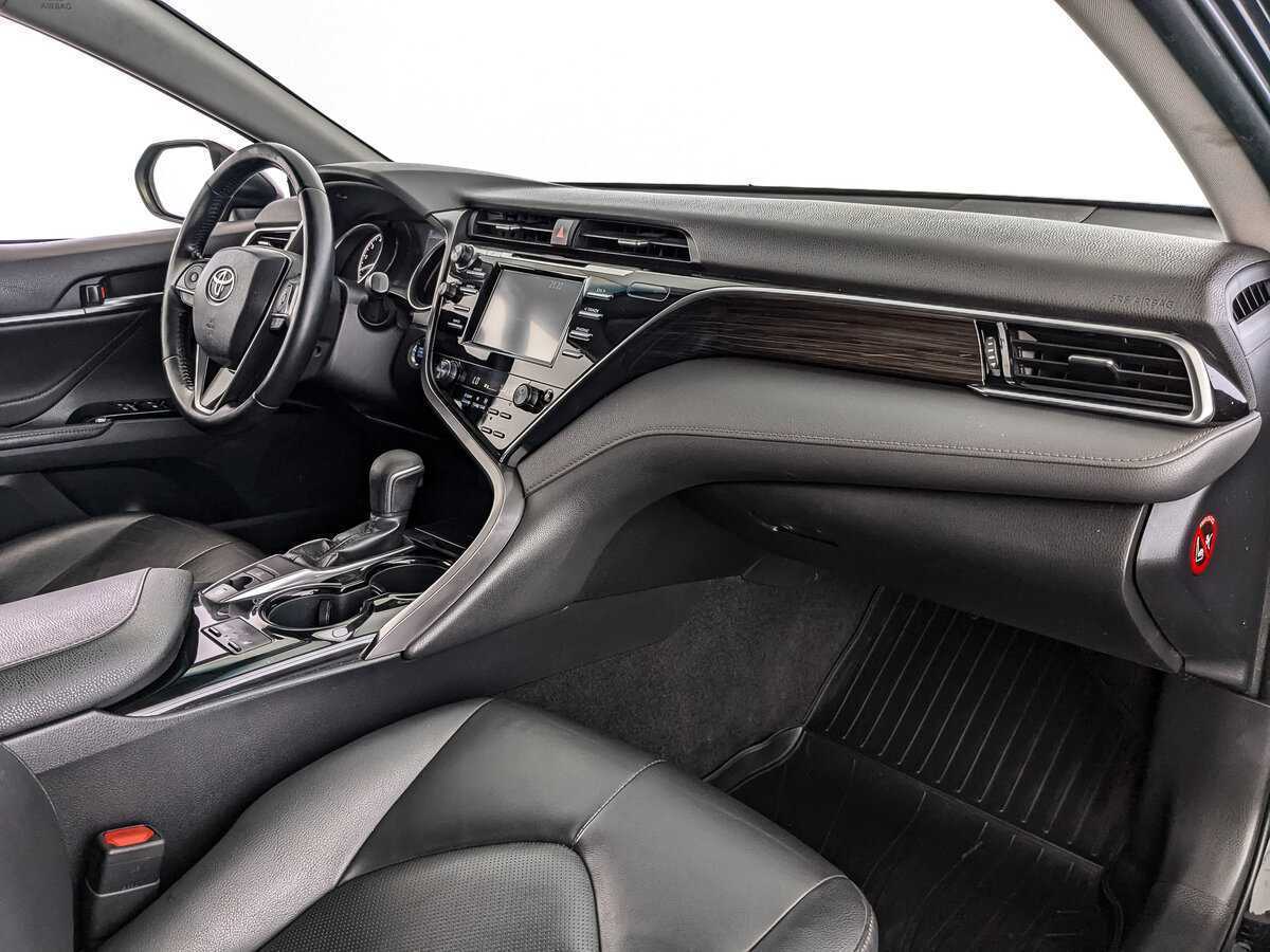 Toyota Camry, 2019 Фото №9