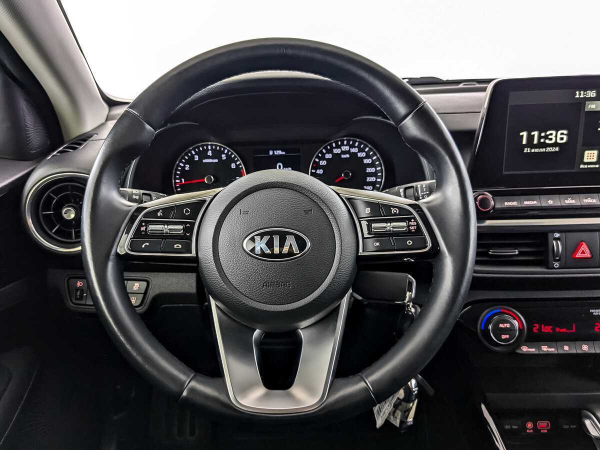 Kia Cerato, 2021 Фото №17