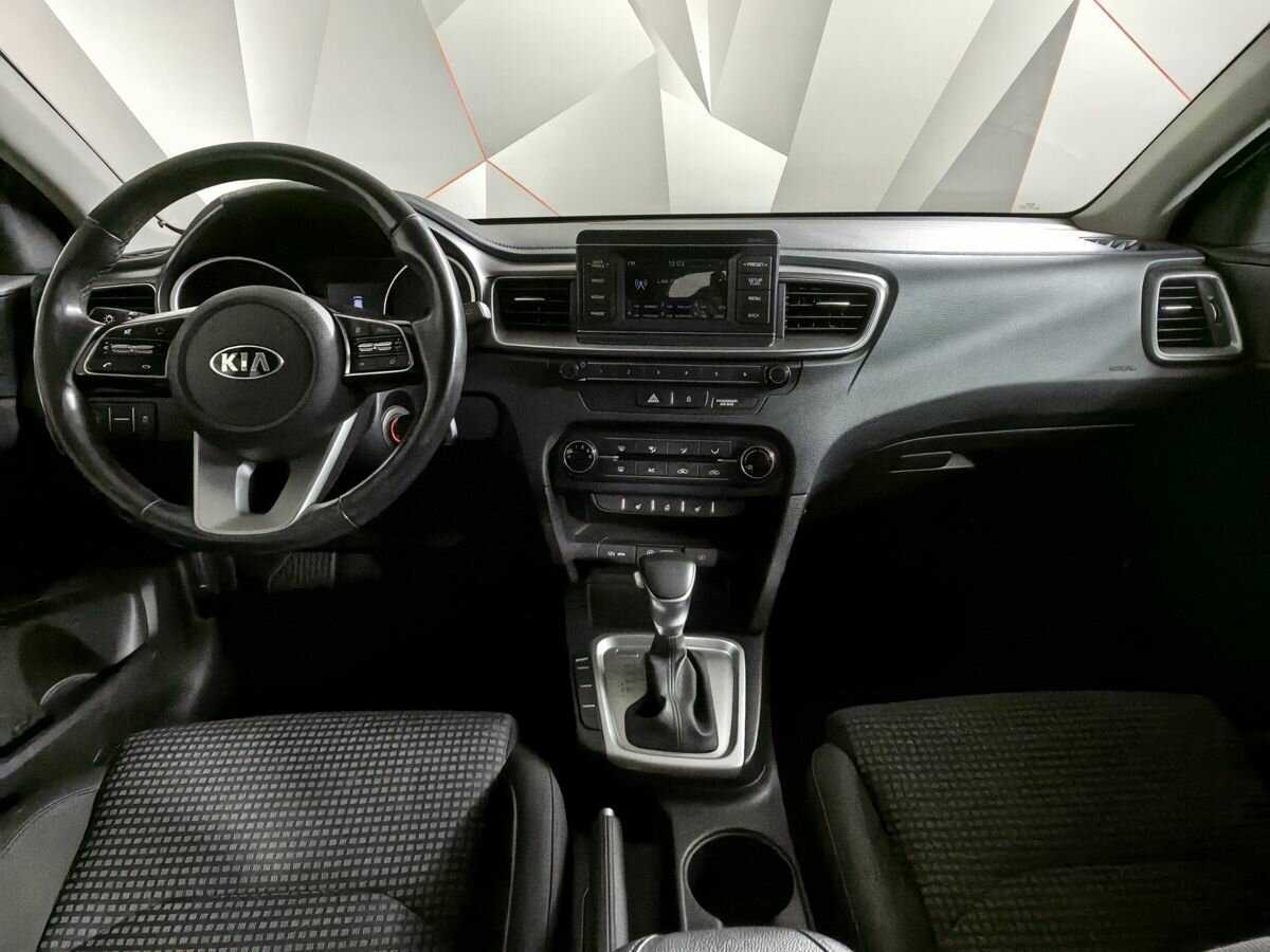 Kia Ceed, 2018 Фото №10