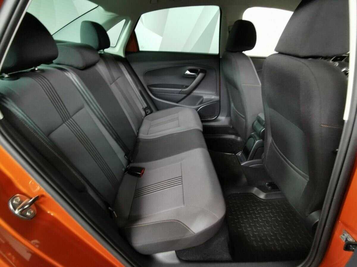 Volkswagen Polo, 2016 Фото №12