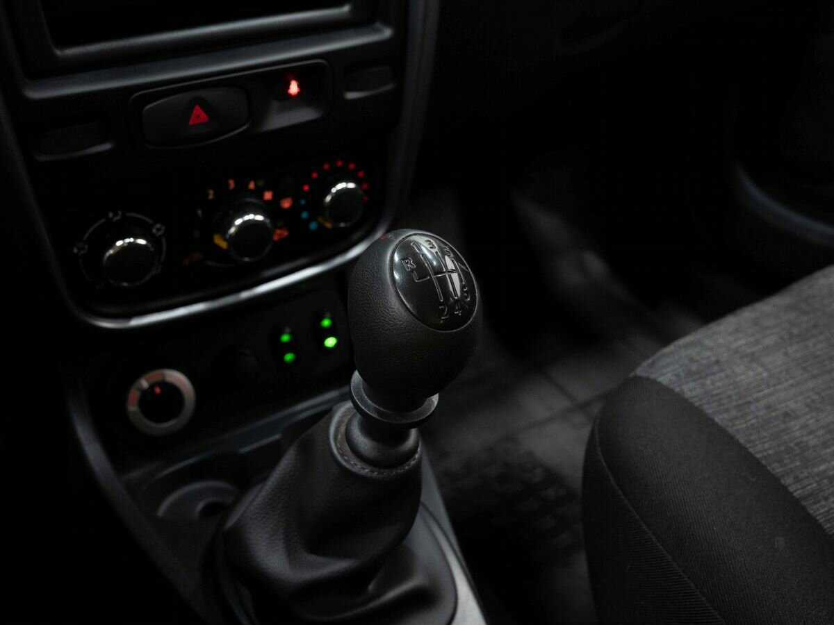 Renault Duster, 2013 Фото №18