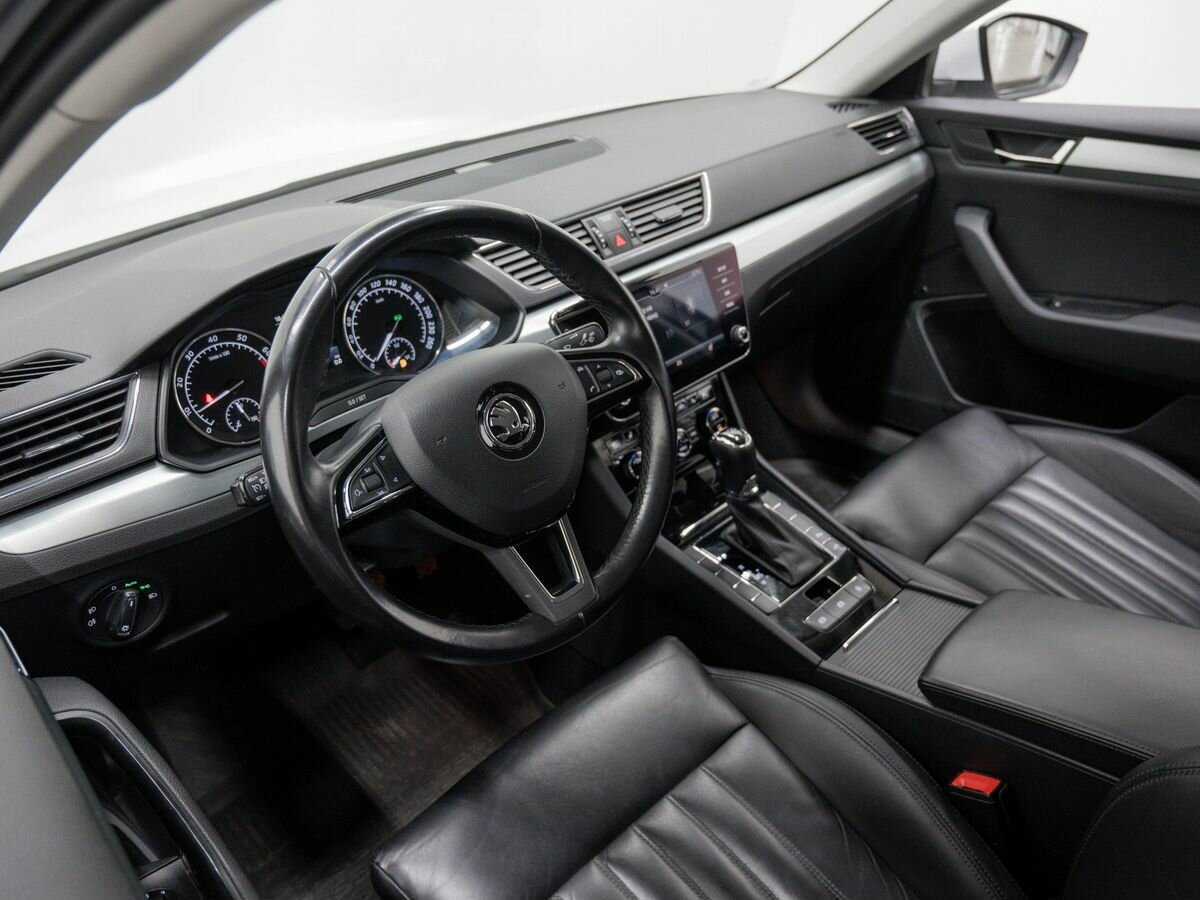 Skoda Superb, 2018 Фото №14