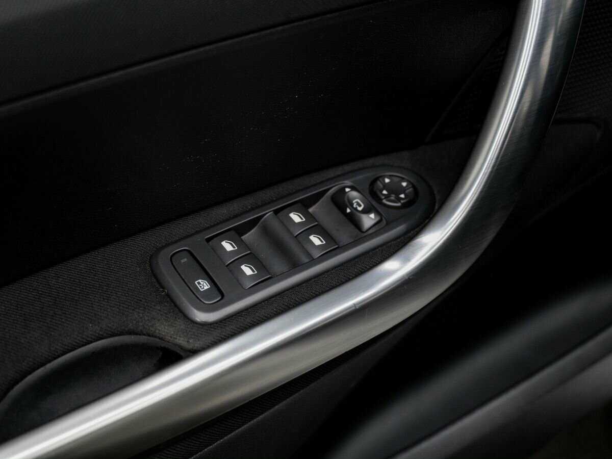 Peugeot 408, 2017 Фото №15