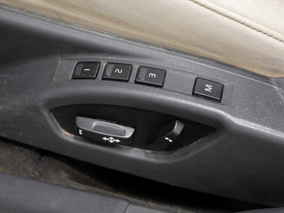Volvo S80, 2012 Фото №19