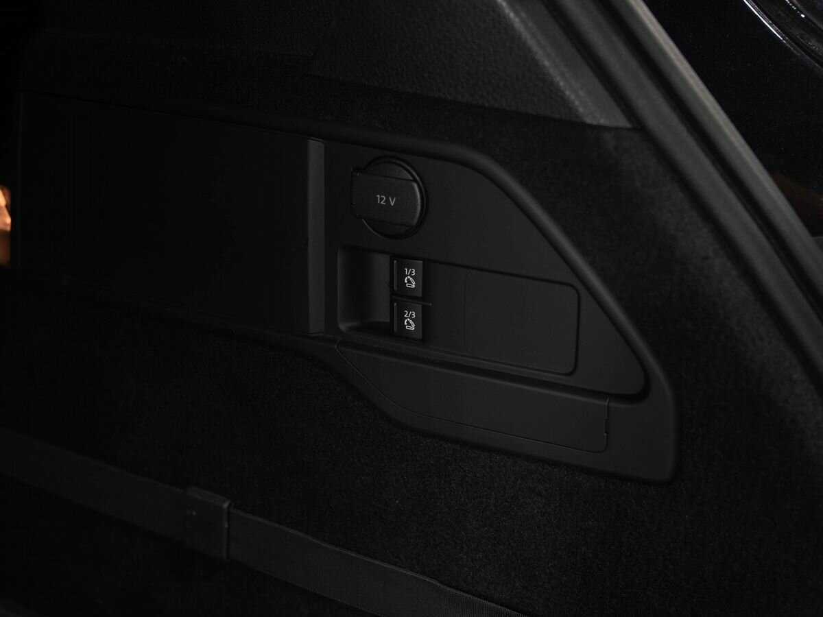 Volkswagen Touareg, 2016 Фото №23