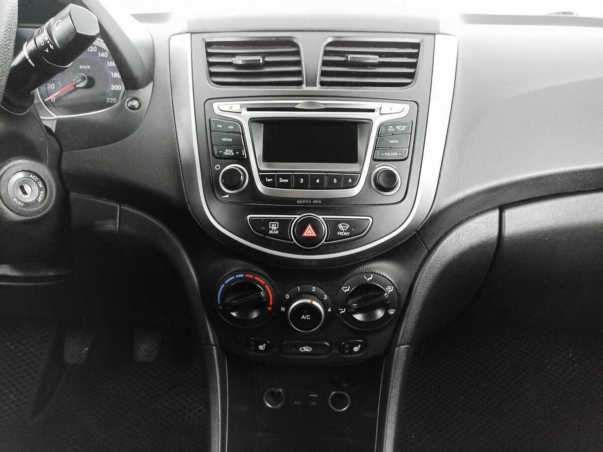 Hyundai Solaris, 2015 Фото №13