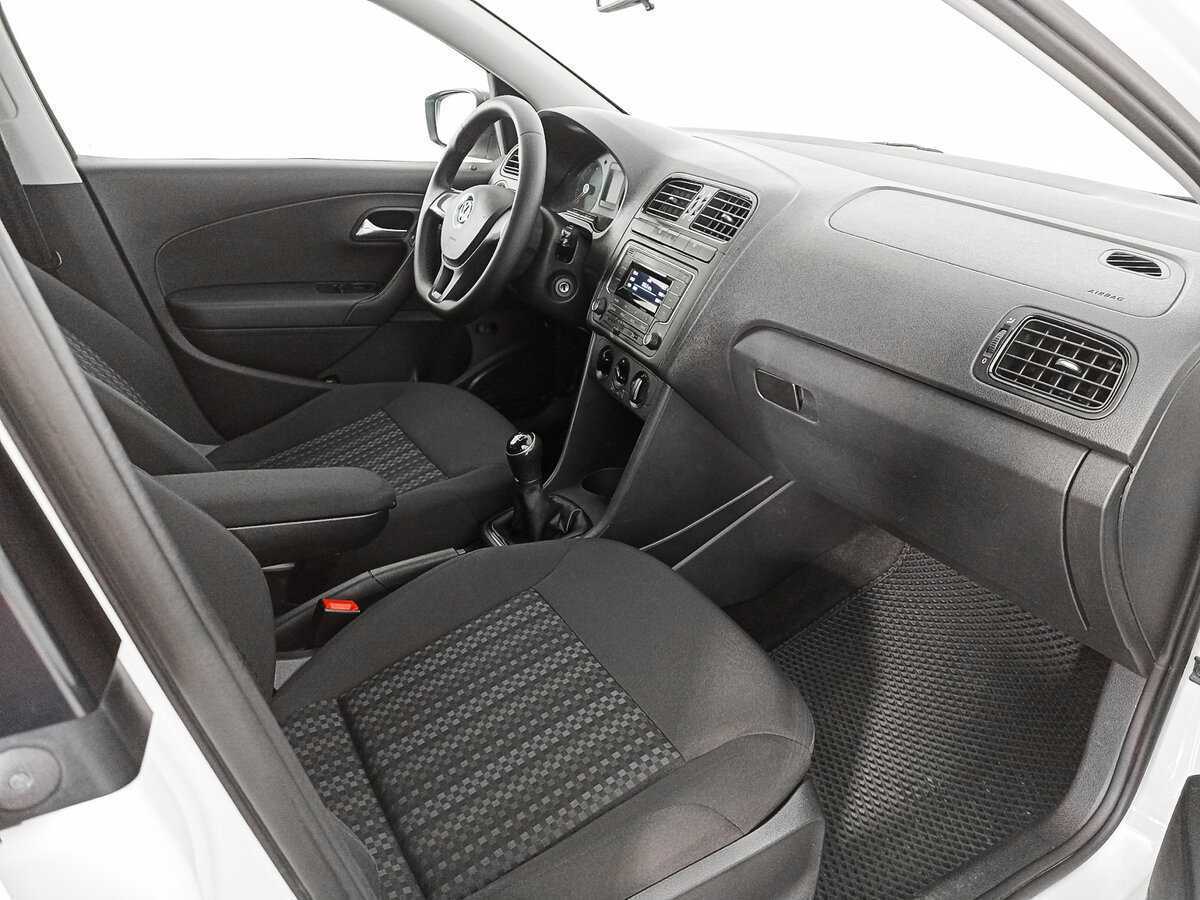 Volkswagen Polo, 2019 Фото №9