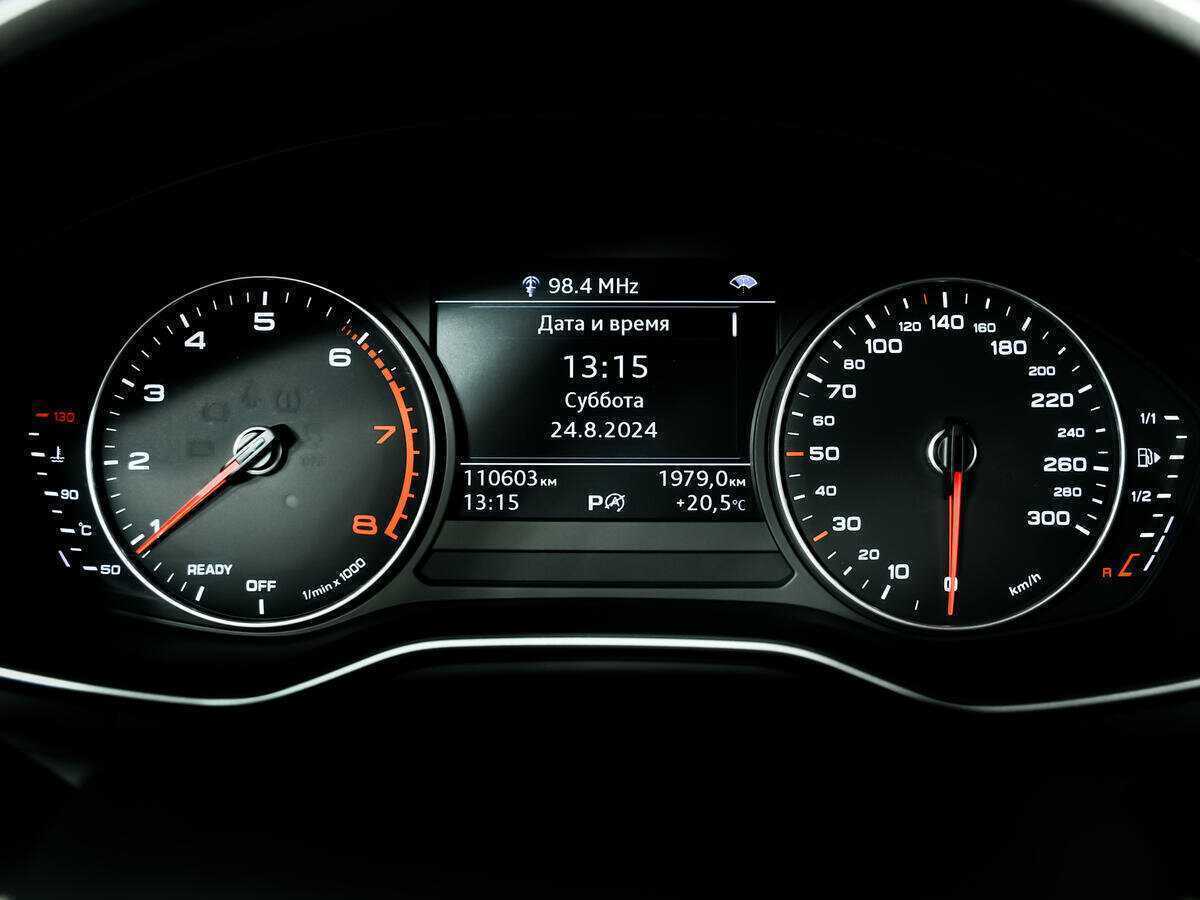 Audi A4, 2017 Фото №10