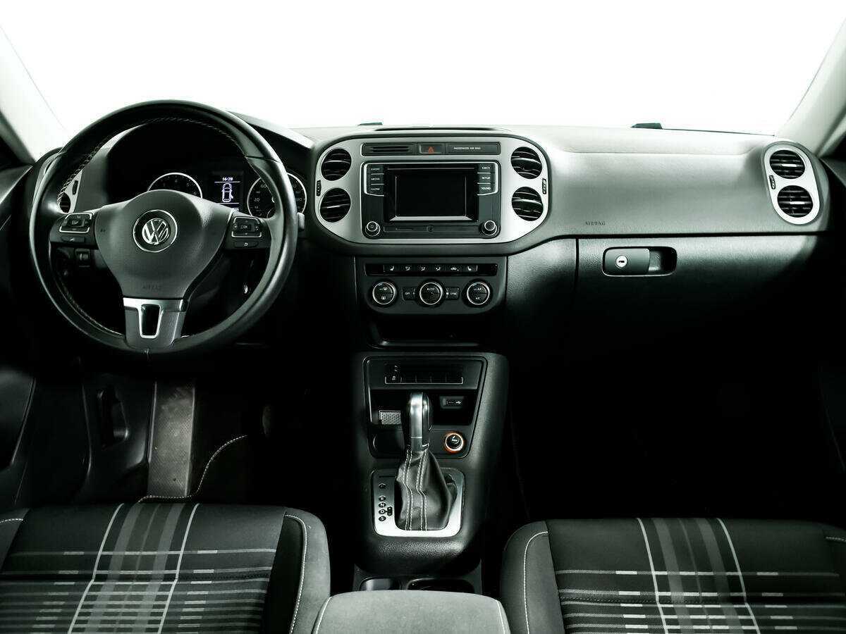 Volkswagen Tiguan, 2016 Фото №11
