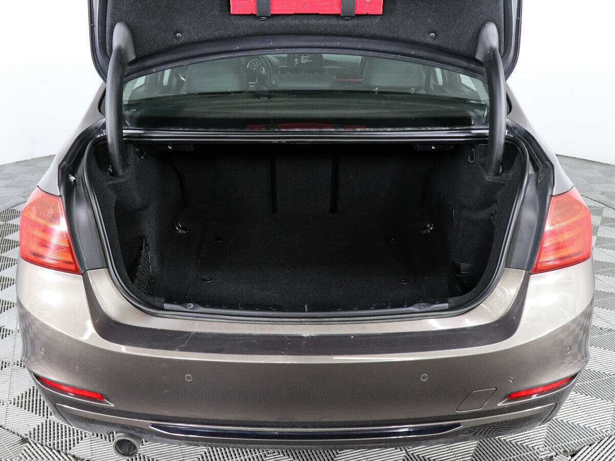 BMW 3 серии 320d xDrive, 2013 Фото №9