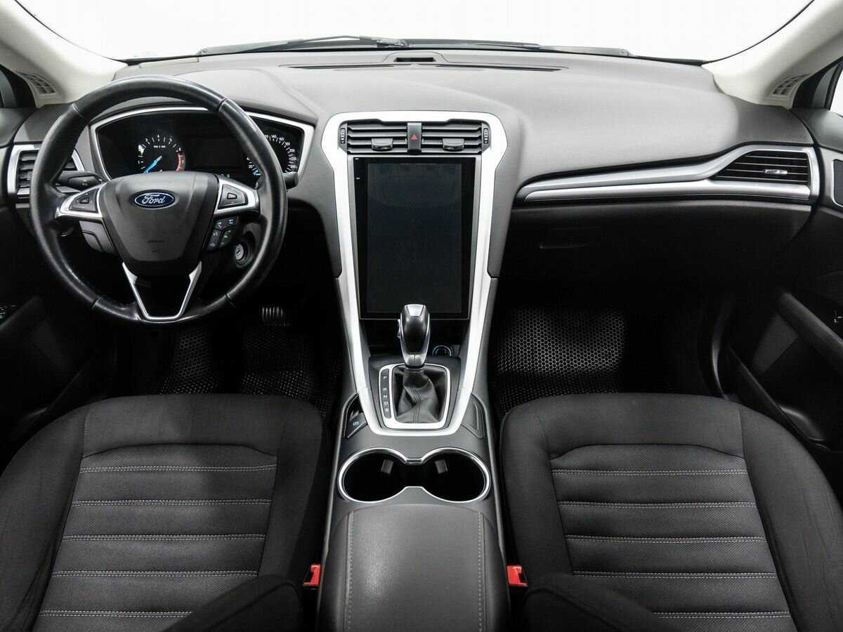 Ford Mondeo, 2018 Фото №12