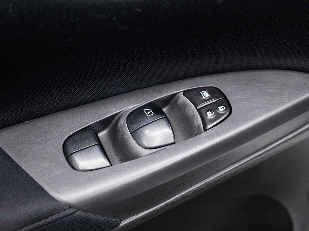 Nissan Sentra, 2015 Фото №16