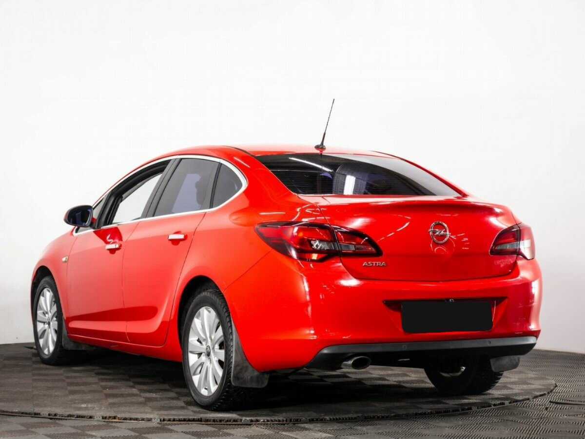 Opel Astra, 2013 - 121 000 км. | Фото №6