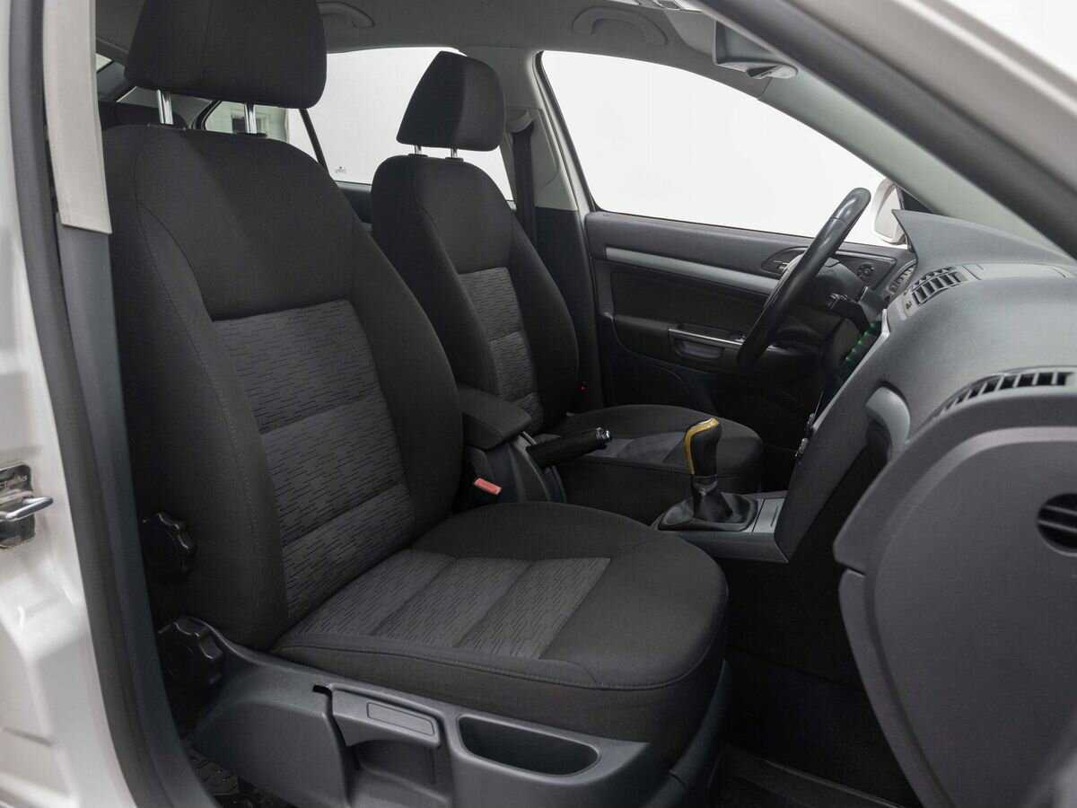 Skoda Octavia, 2012 Фото №12