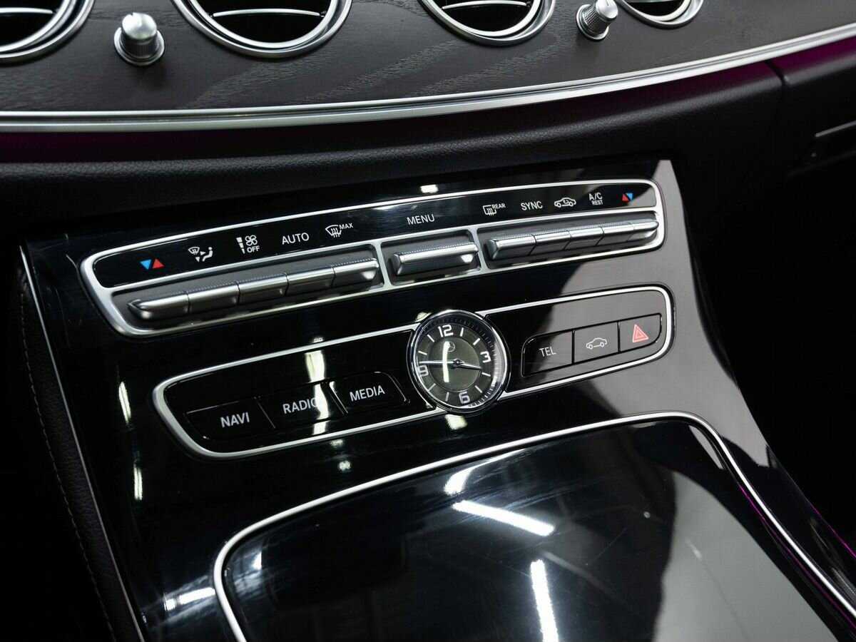 Mercedes-Benz E-Класс 200, 2016 Фото №20