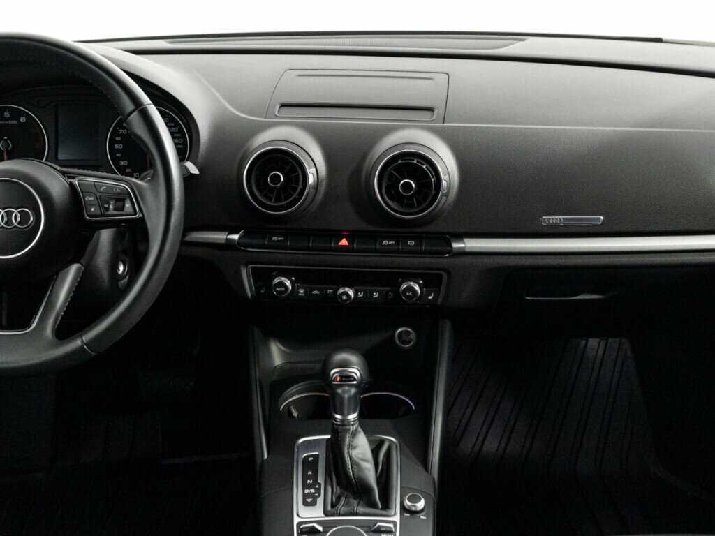 Audi A3, 2017 Фото №14