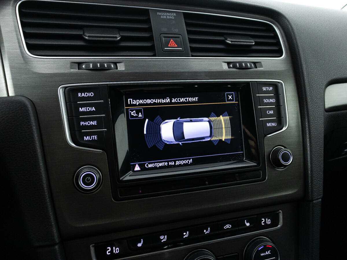 Volkswagen Golf, 2012 Фото №16