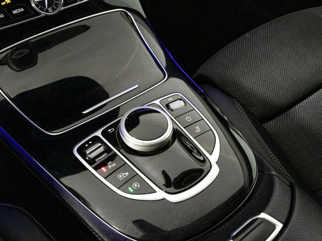 Mercedes-Benz E-Класс 200 d, 2018 Фото №20
