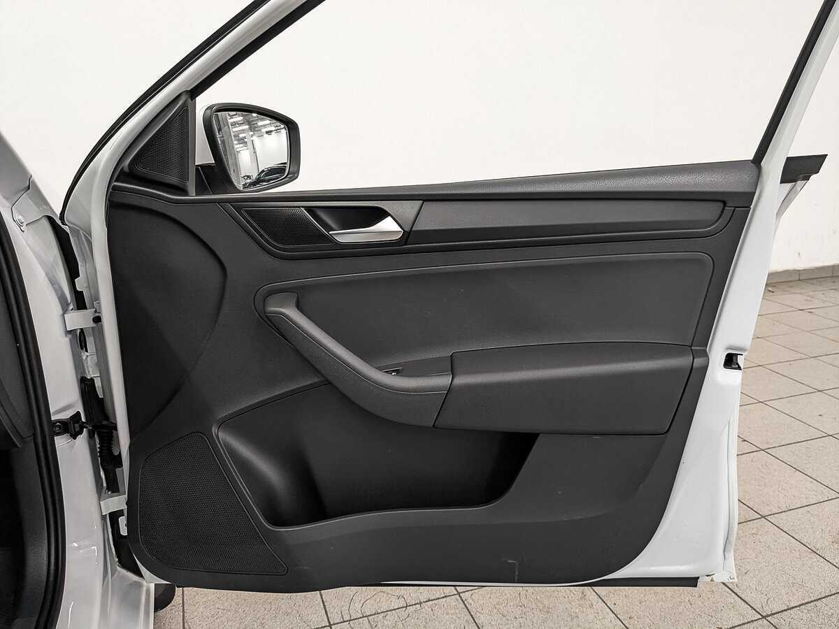 Volkswagen Polo, 2020 Фото №25