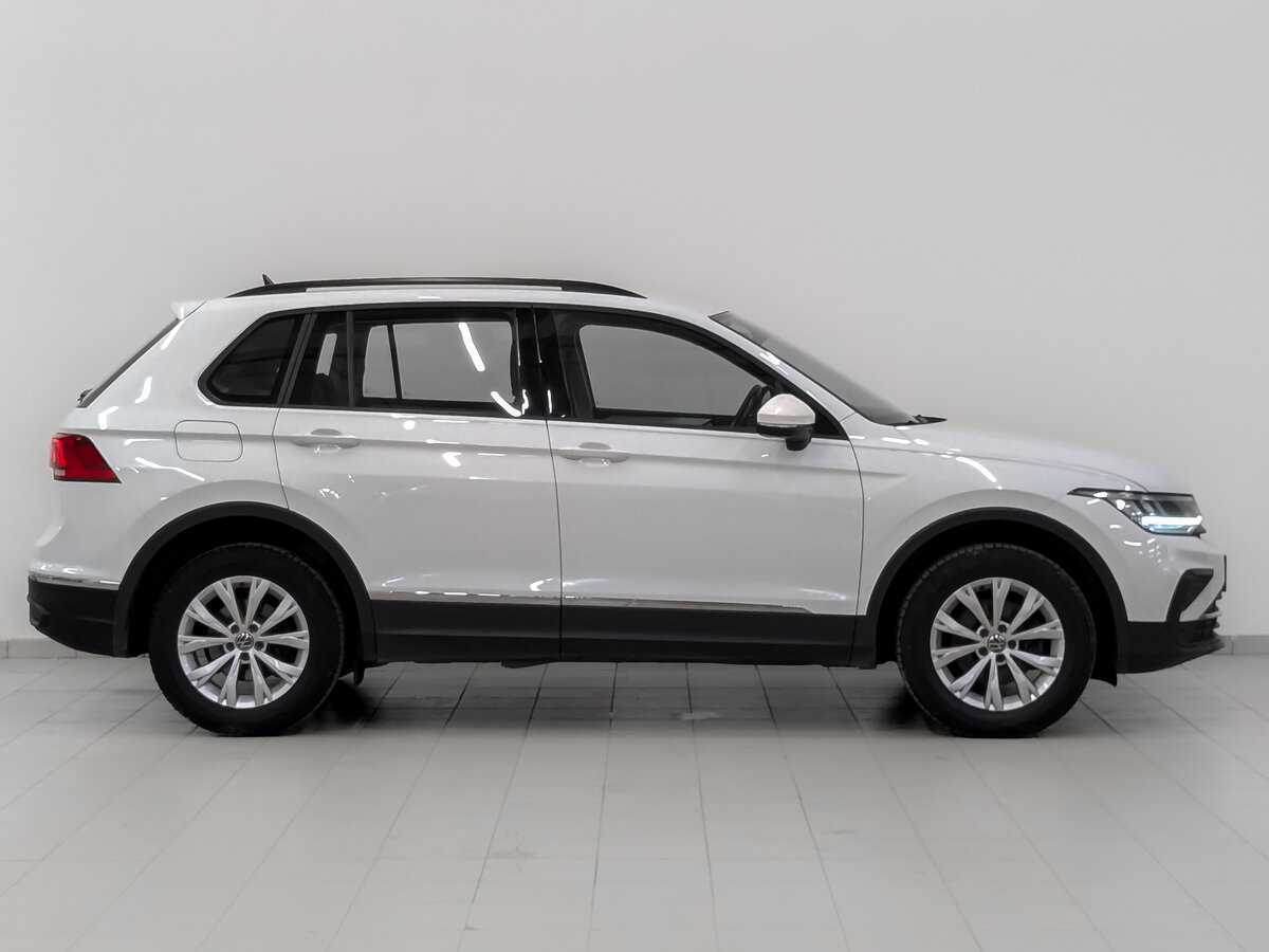 Volkswagen Tiguan, 2021 - 156 781 км. | Фото №4