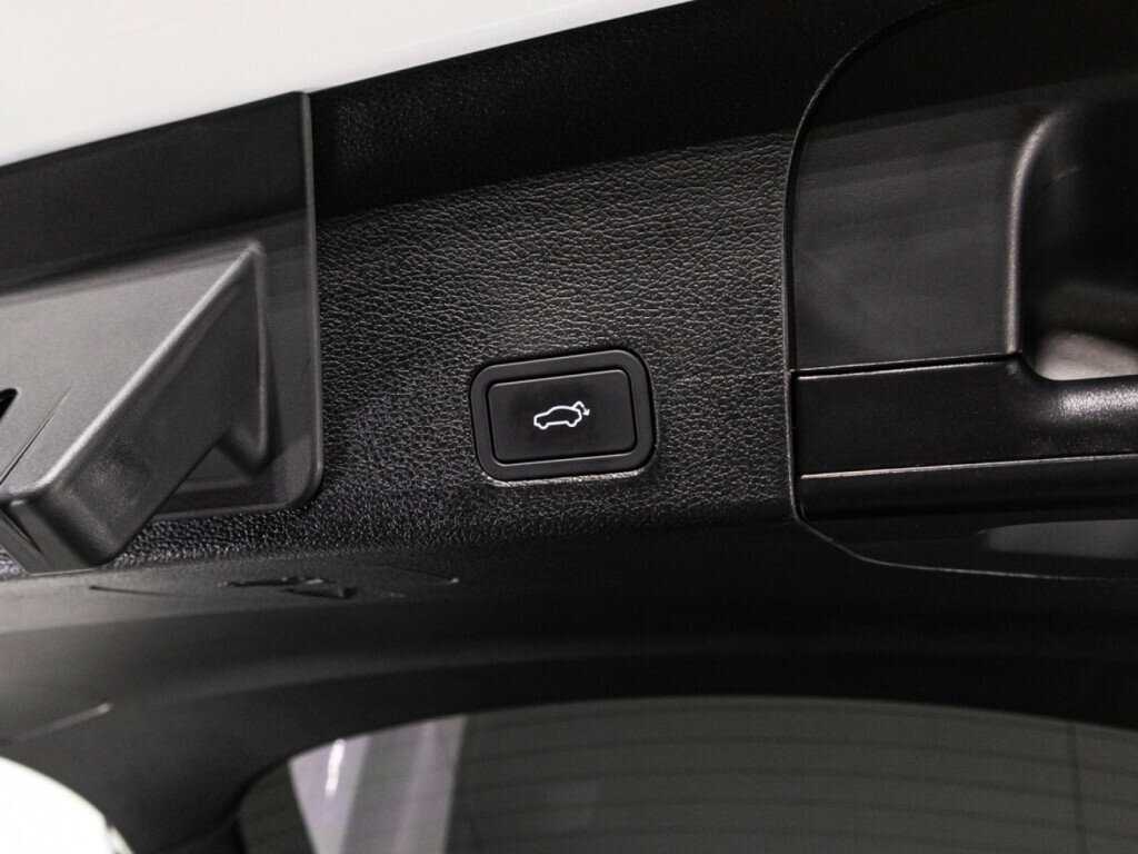 Geely Tugella, 2024 Фото №15