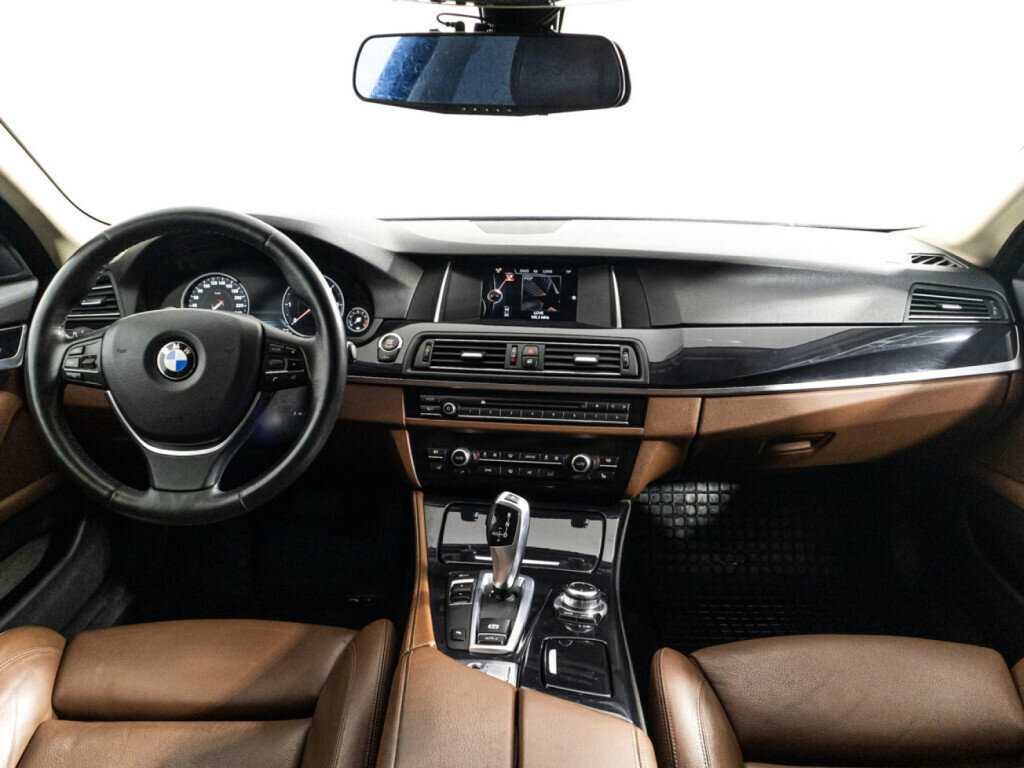 BMW 5 серии 520d, 2015 Фото №13