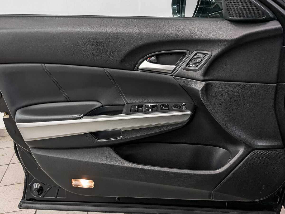 Honda Crosstour, 2014 Фото №17