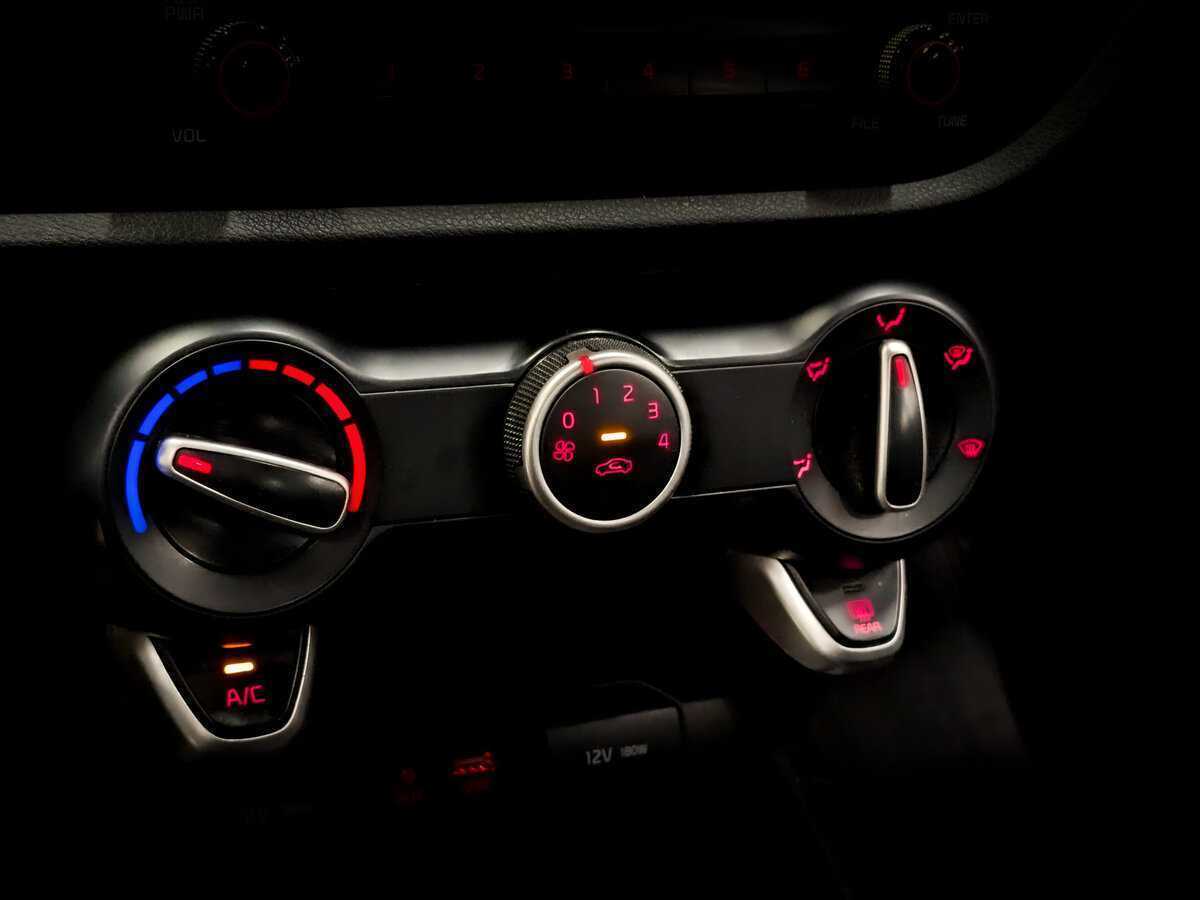 Kia Rio X-Line, 2020 Фото №25