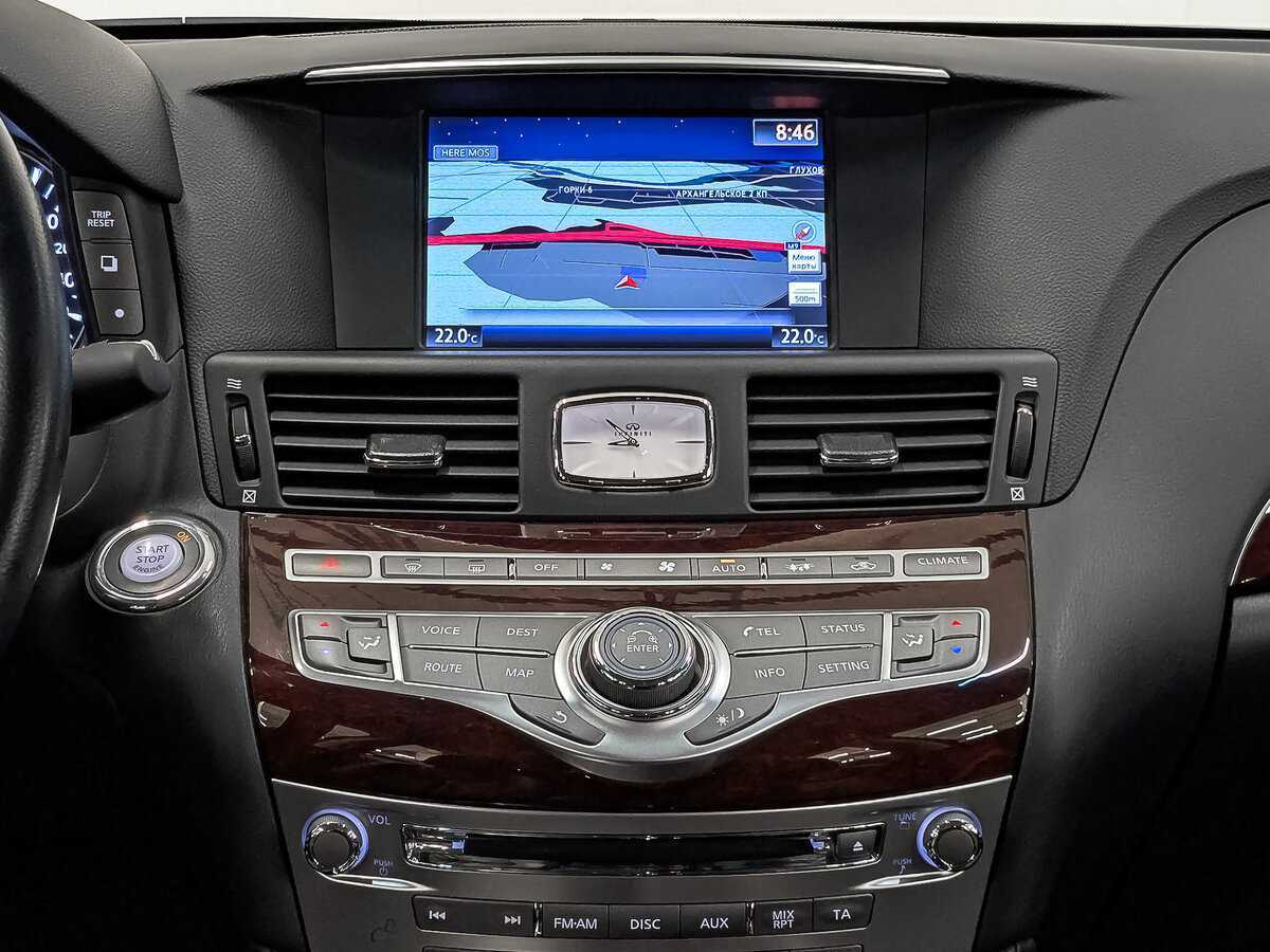 Infiniti Q70, 2016 Фото №17