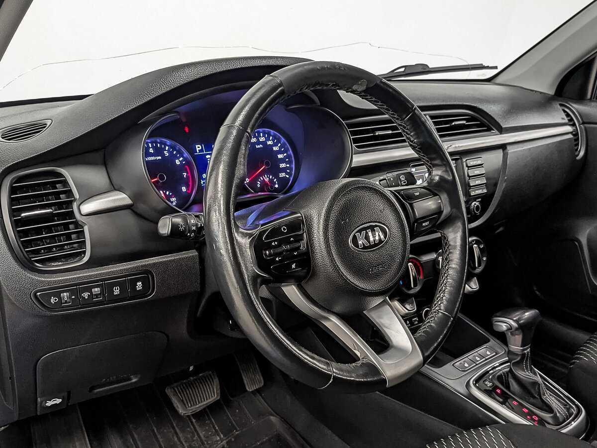 Kia Rio X-Line, 2020 Фото №12