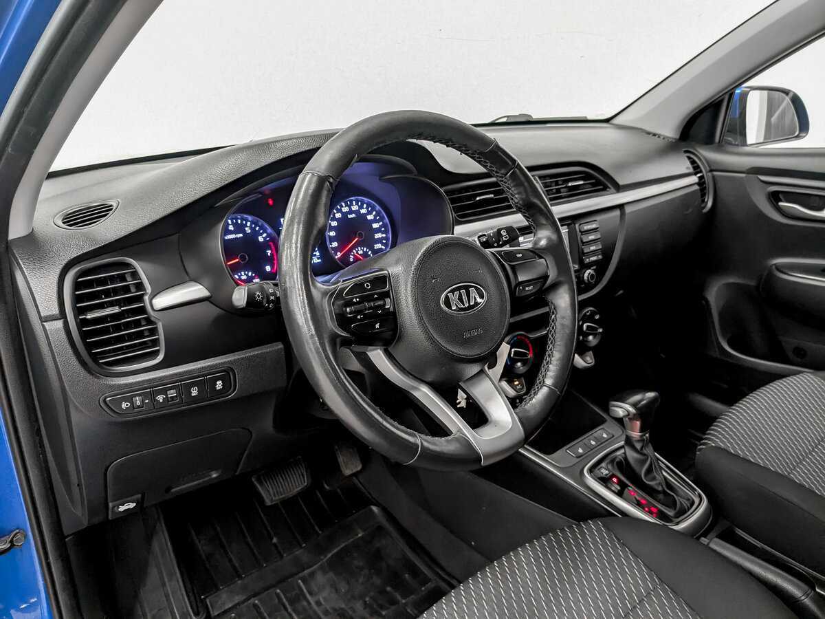 Kia Rio X-Line, 2020 Фото №16