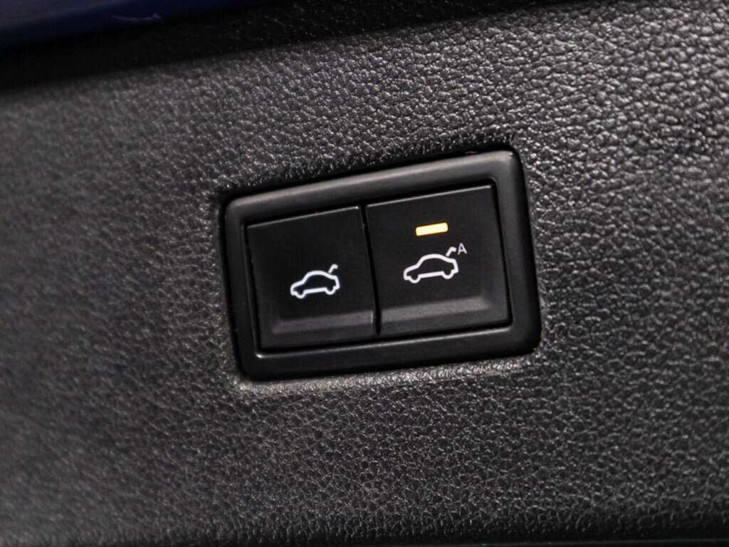 Volkswagen Tiguan, 2019 Фото №15