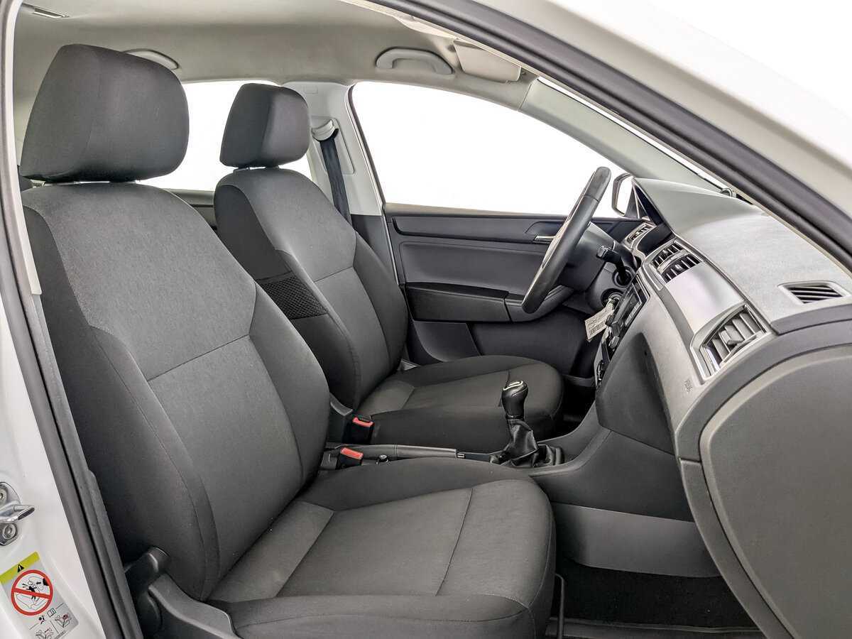 Skoda Rapid, 2017 Фото №23