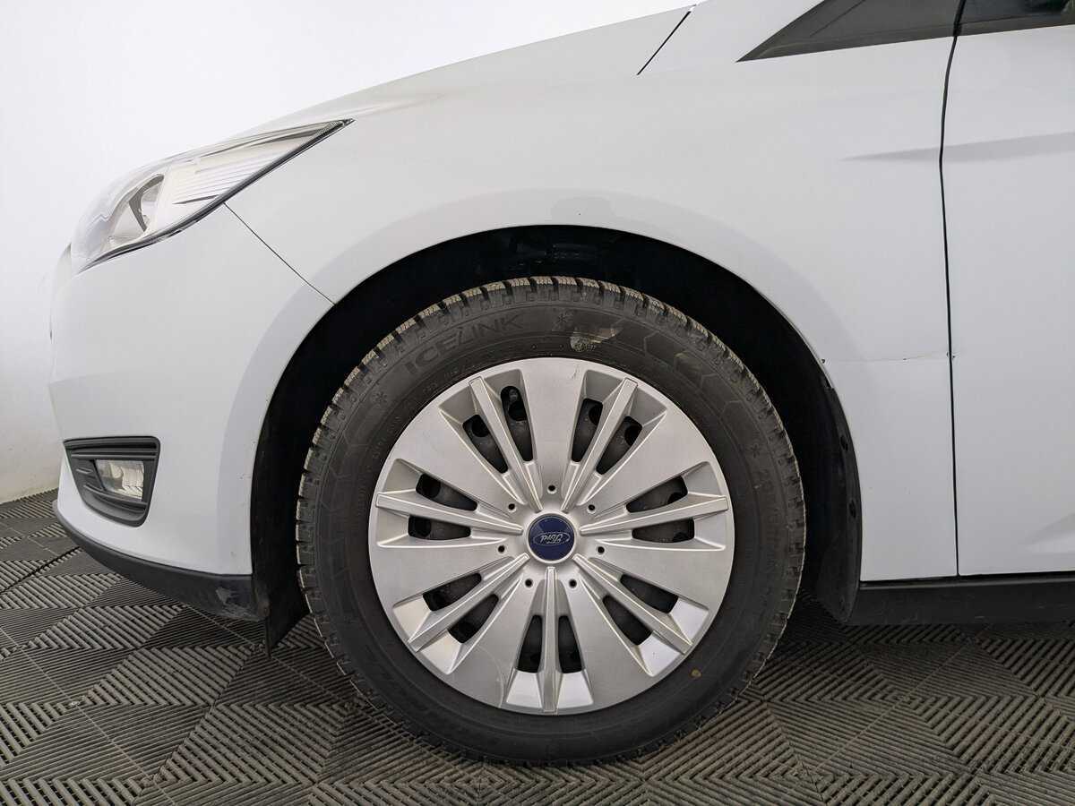 Ford Focus, 2018 Фото №12