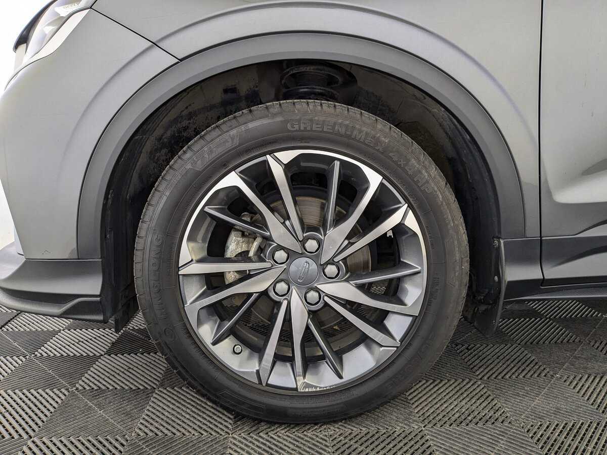 Geely Coolray, 2023 Фото №12