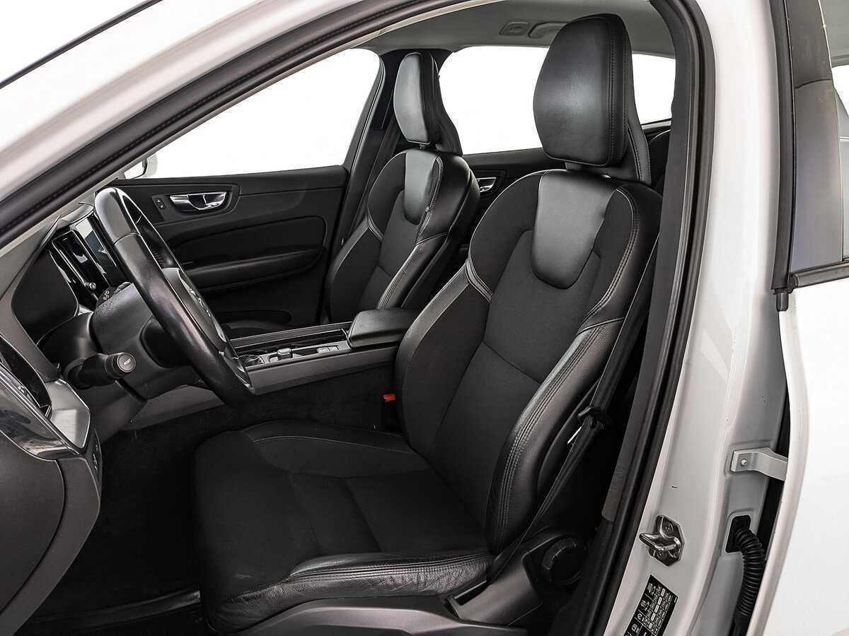 Volvo XC60, 2018 Фото №17