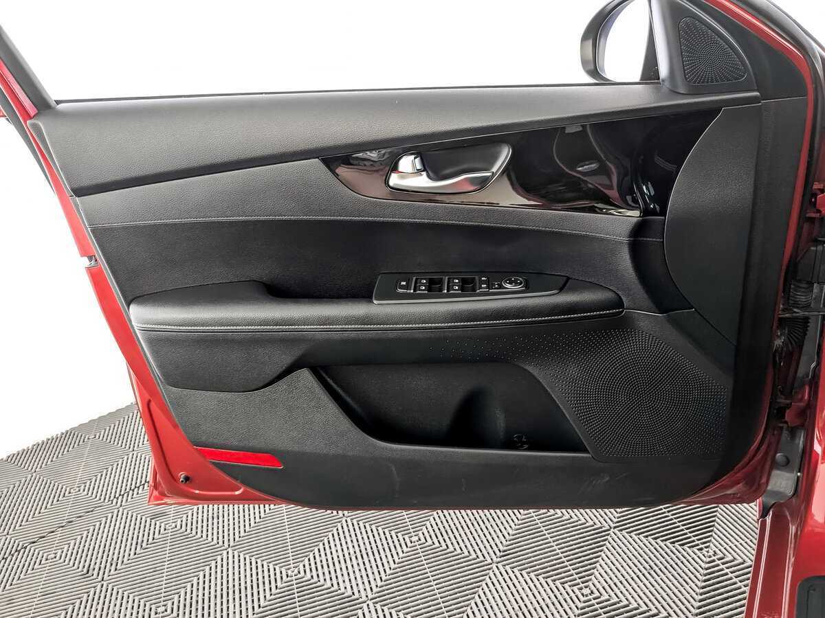 Kia Cerato, 2020 Фото №17