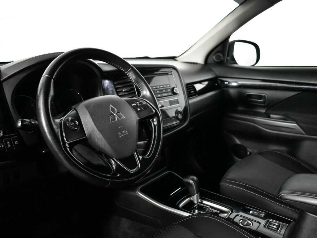 Mitsubishi Outlander, 2019 Фото №13