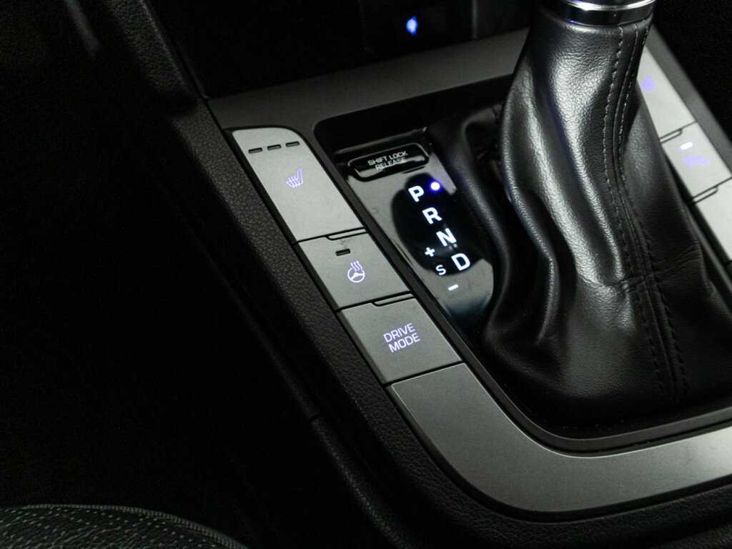 Hyundai Elantra, 2019 Фото №20