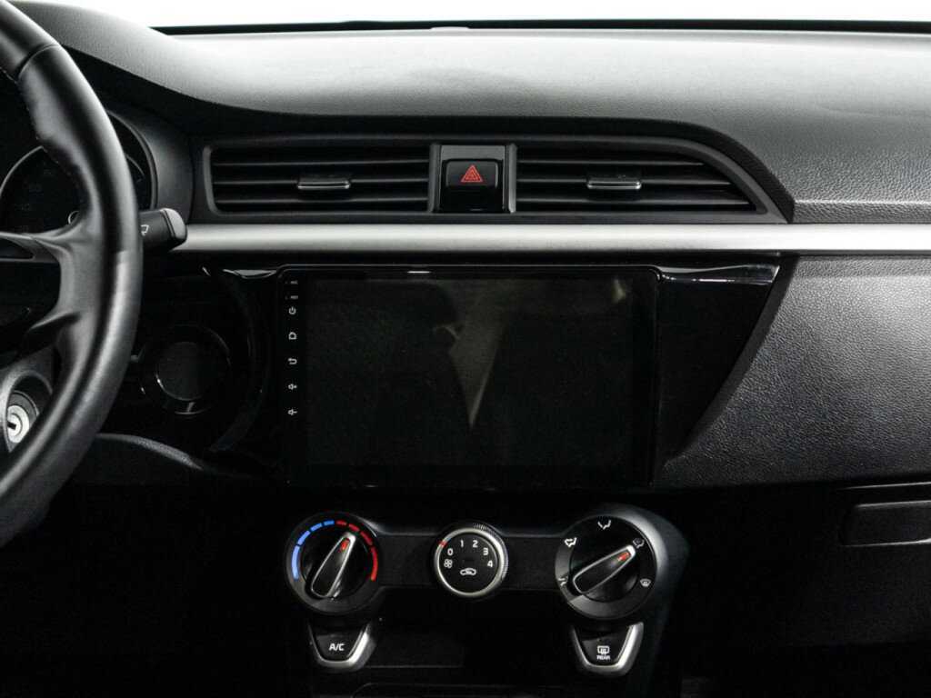 Kia Rio, 2019 Фото №14