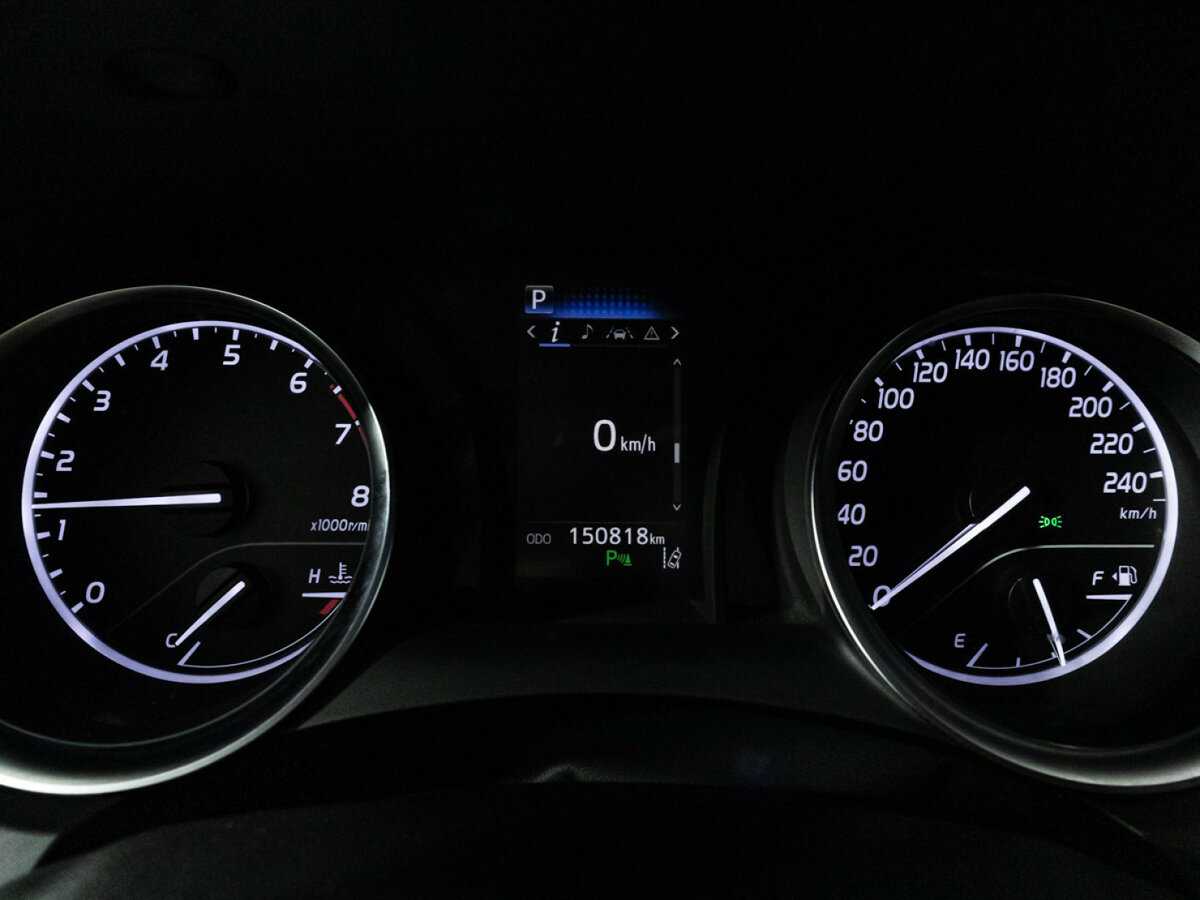 Toyota Camry, 2019 Фото №11