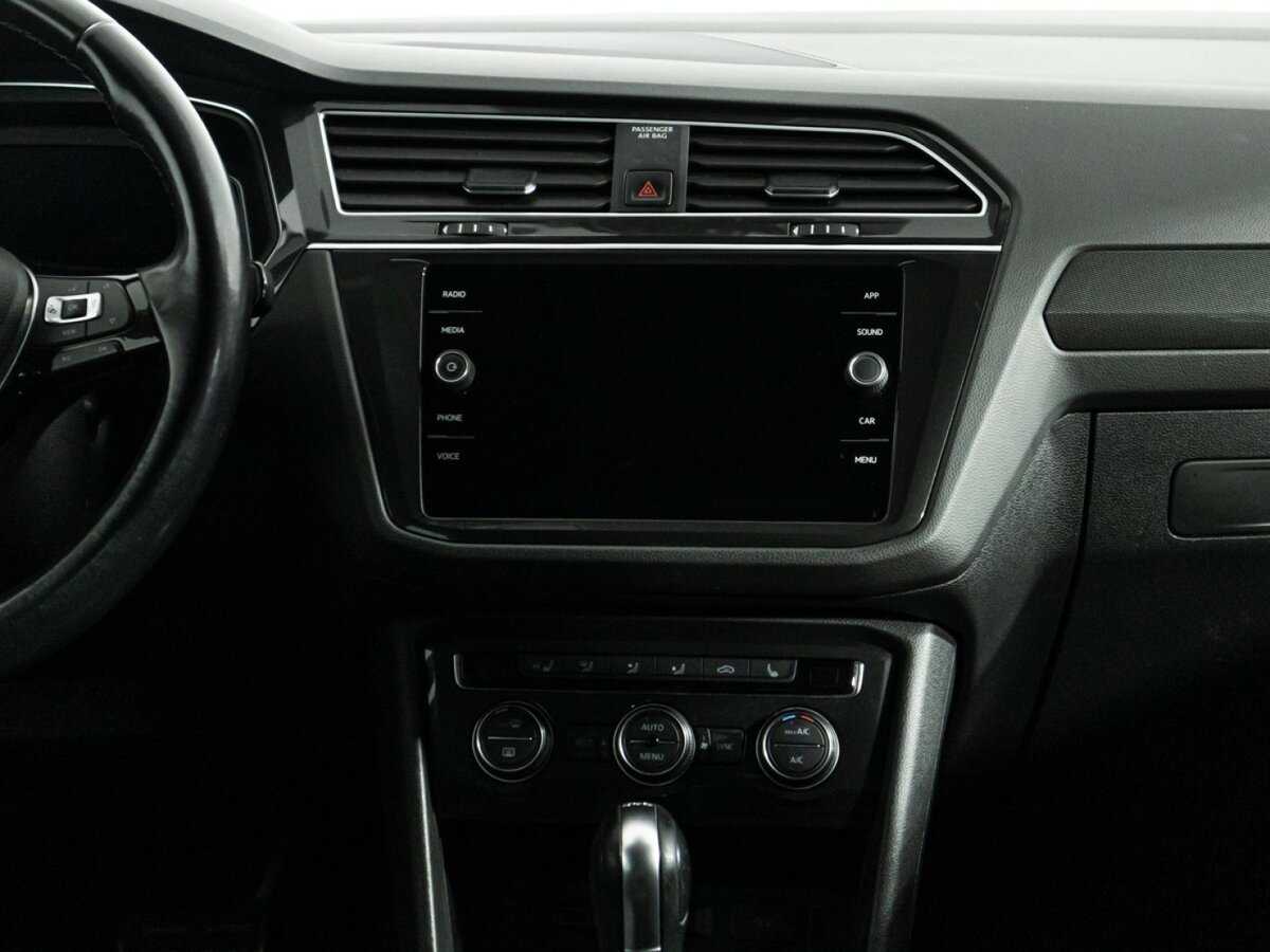 Volkswagen Tiguan, 2019 Фото №14