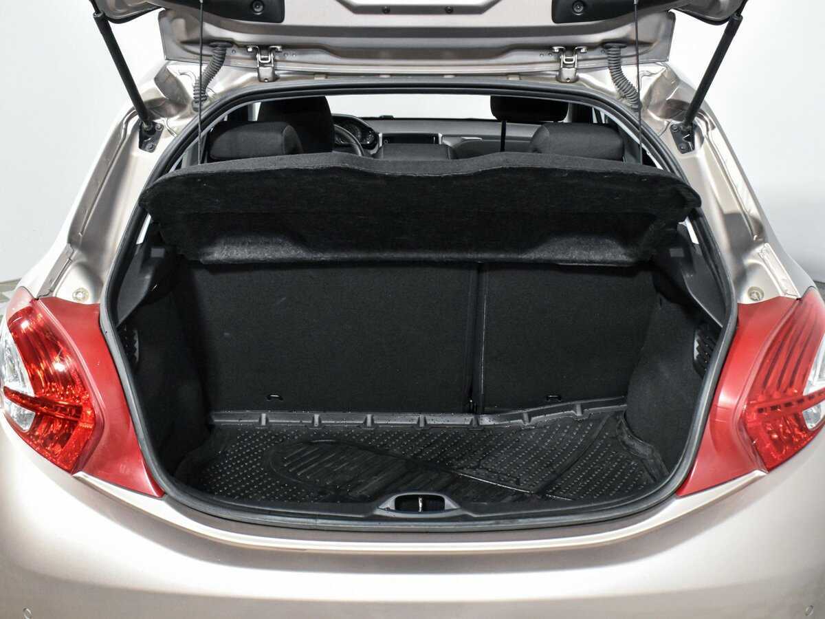 Peugeot 208, 2014 Фото №22