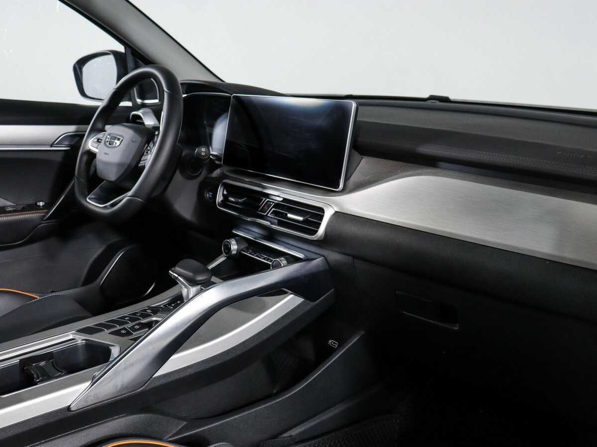 Geely Coolray, 2023 - 4 880 км. | Фото №6