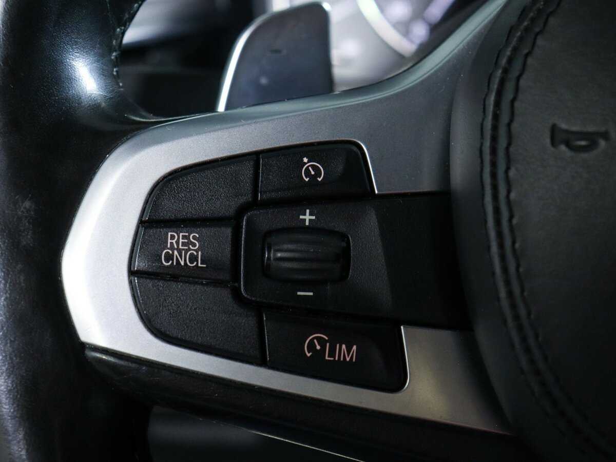 BMW 5 серии 520d xDrive, 2018 Фото №19