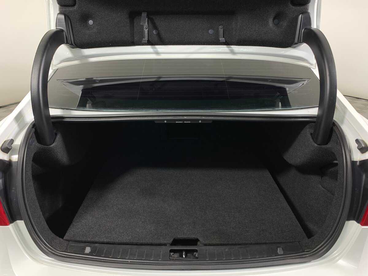 Volvo S60, 2013 Фото №19