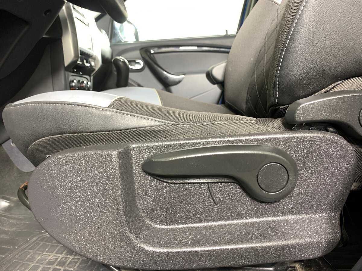 Lada (ВАЗ) Largus Cross, 2021 Фото №17