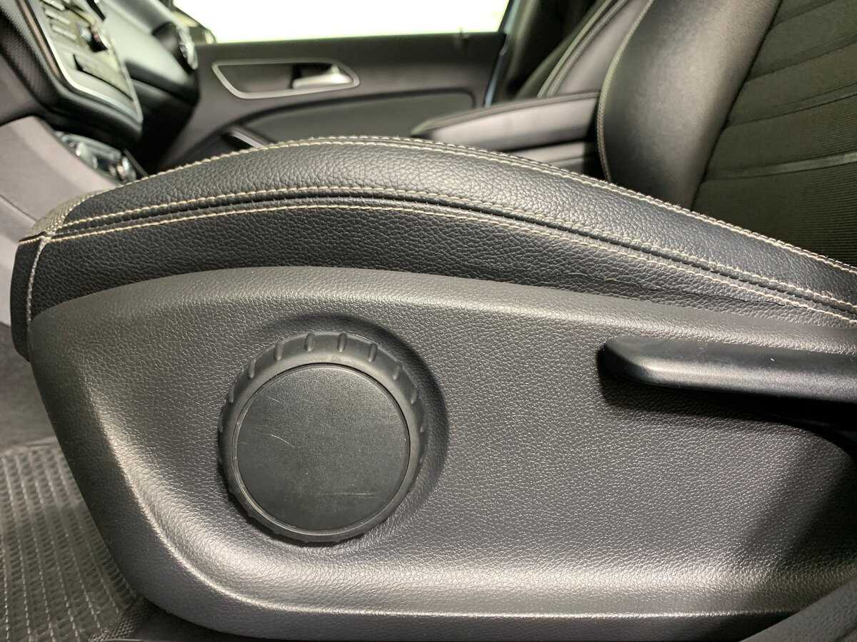 Mercedes-Benz A-Класс 180, 2013 Фото №16